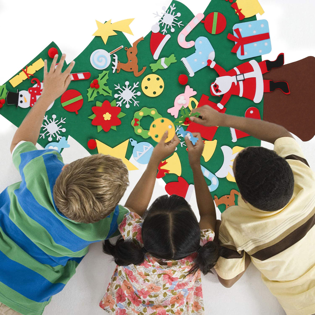 Felt Christmas tree play set details