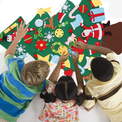 Felt Christmas tree play set details